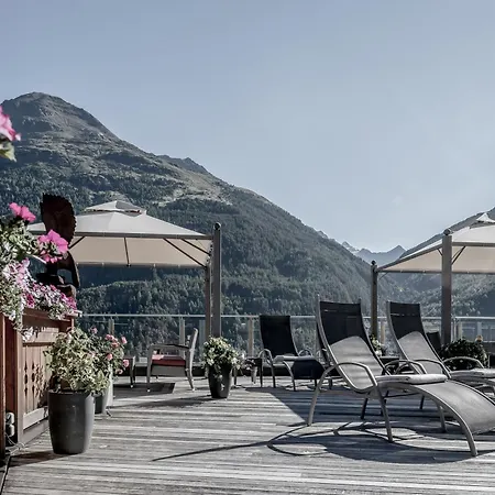 Elisabeth Superior Hotel 3*