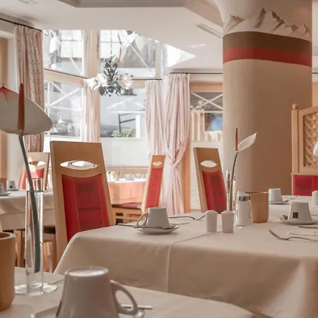 מלון Elisabeth Superior 3*